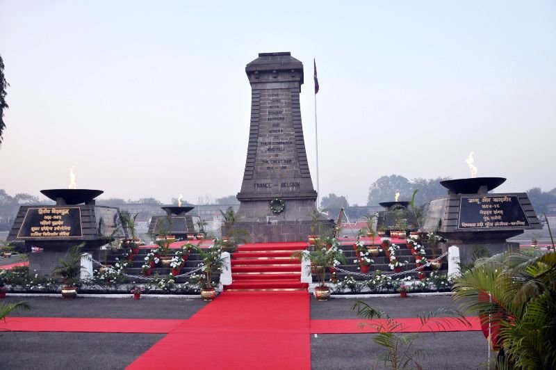 commemorationparade31jan2011001.jpg