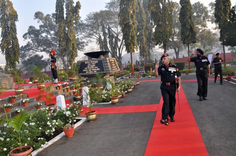 commemorationparade31jan2011082.jpg