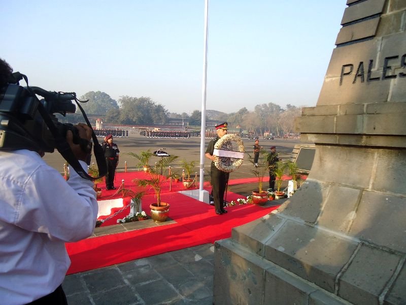 commemorationparade31jan2011479.jpg